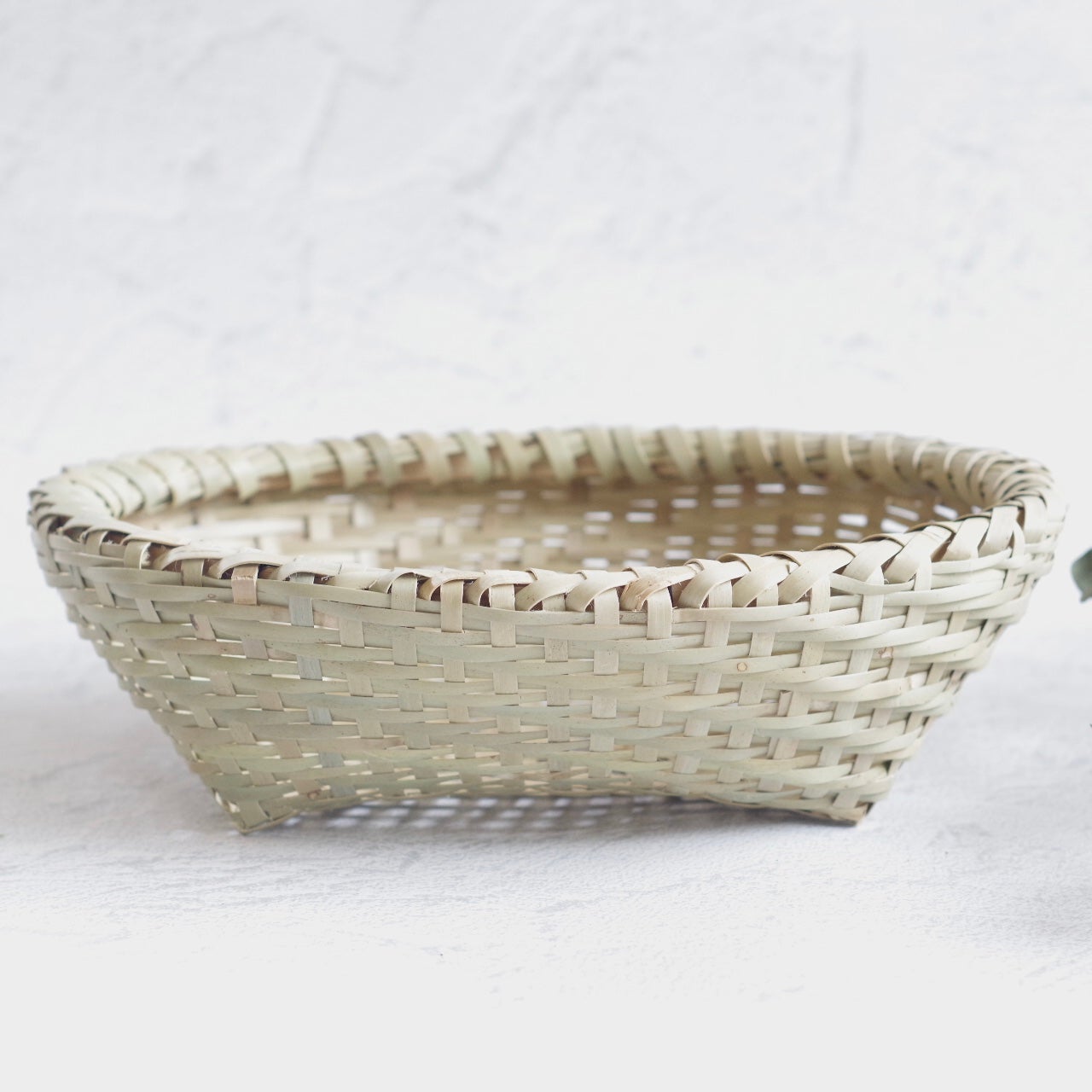 五香粉竹細工研究所】バーキ・楕円ナナメ | やちむんと暮らしの道具mano