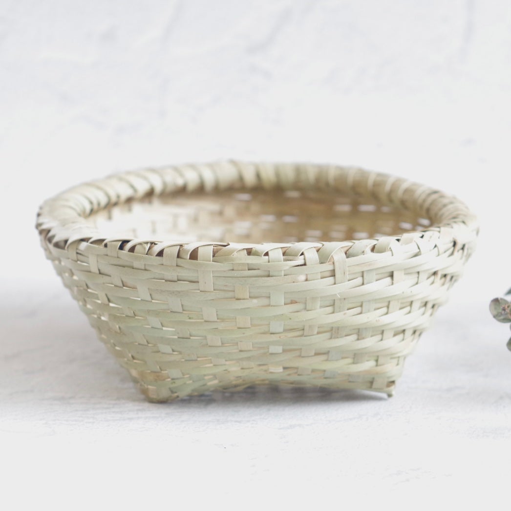 五香粉竹細工研究所】バーキ・楕円ナナメ | やちむんと暮らしの道具mano